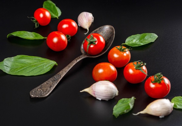 属虎的名字女孩（选名精准取舍）