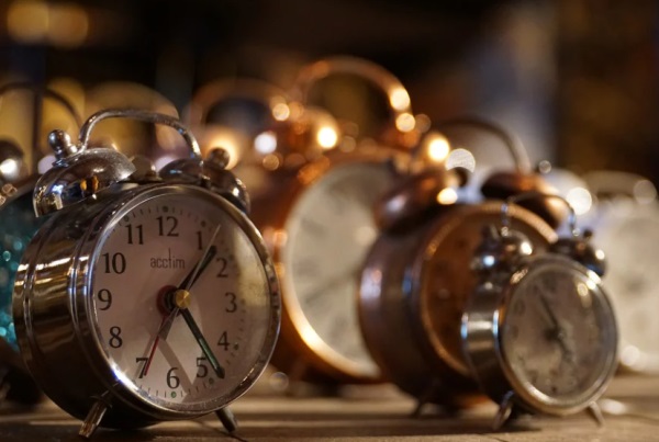 百家姓取名：岑姓女孩名字三个字