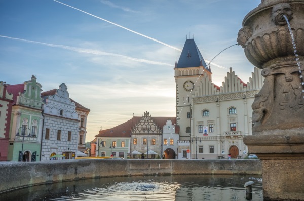 qq情侣网名可爱的