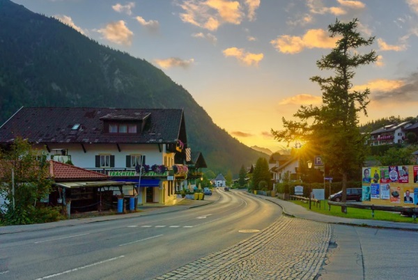 qq三姐妹网名简短