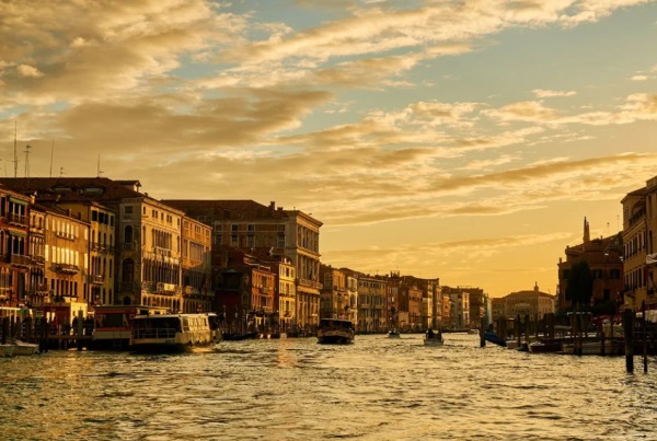 带灿字的qq网名大全