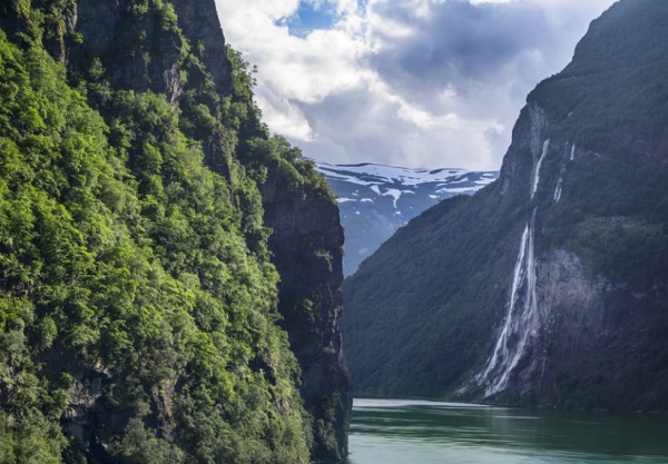 楚辞男孩名清雅（明兮玉锵瑾于）