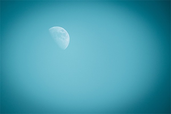 夏天出生男生名字网名