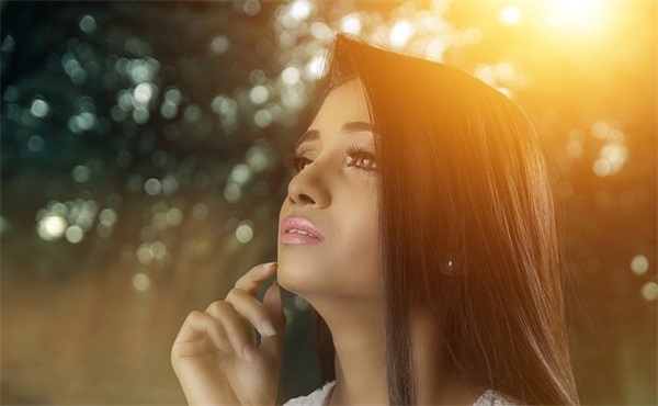 带预言家的网名女生