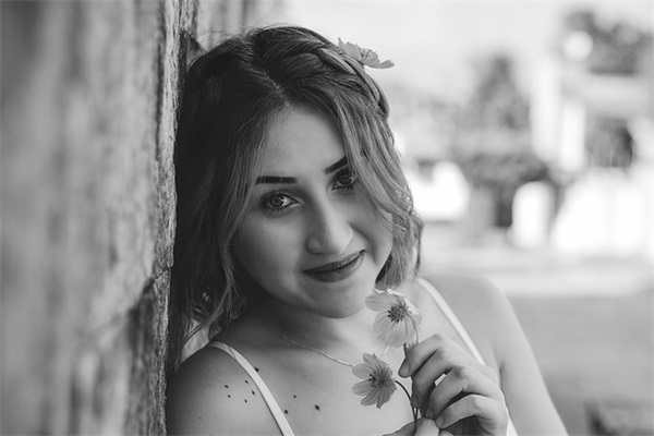 带爱秋的男网名