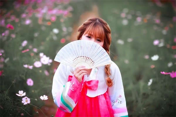 2025年4月赚钱的最新四人斗地主情侣名字